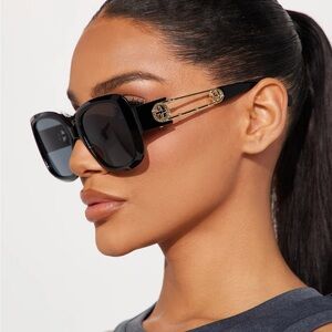 Sunglasses 😎 Fashion Nova